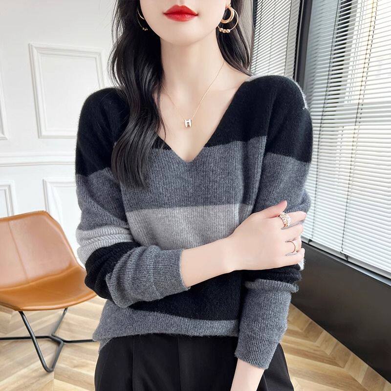 高级感V领条纹毛衣女2026春秋新款宽松大码拼色显瘦打底针织衫