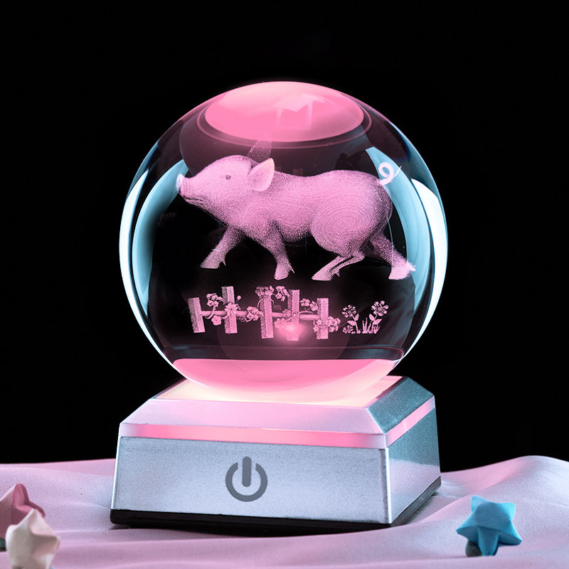 十二生肖猪发光水晶球小夜灯氛围灯生日礼物小摆件送男生