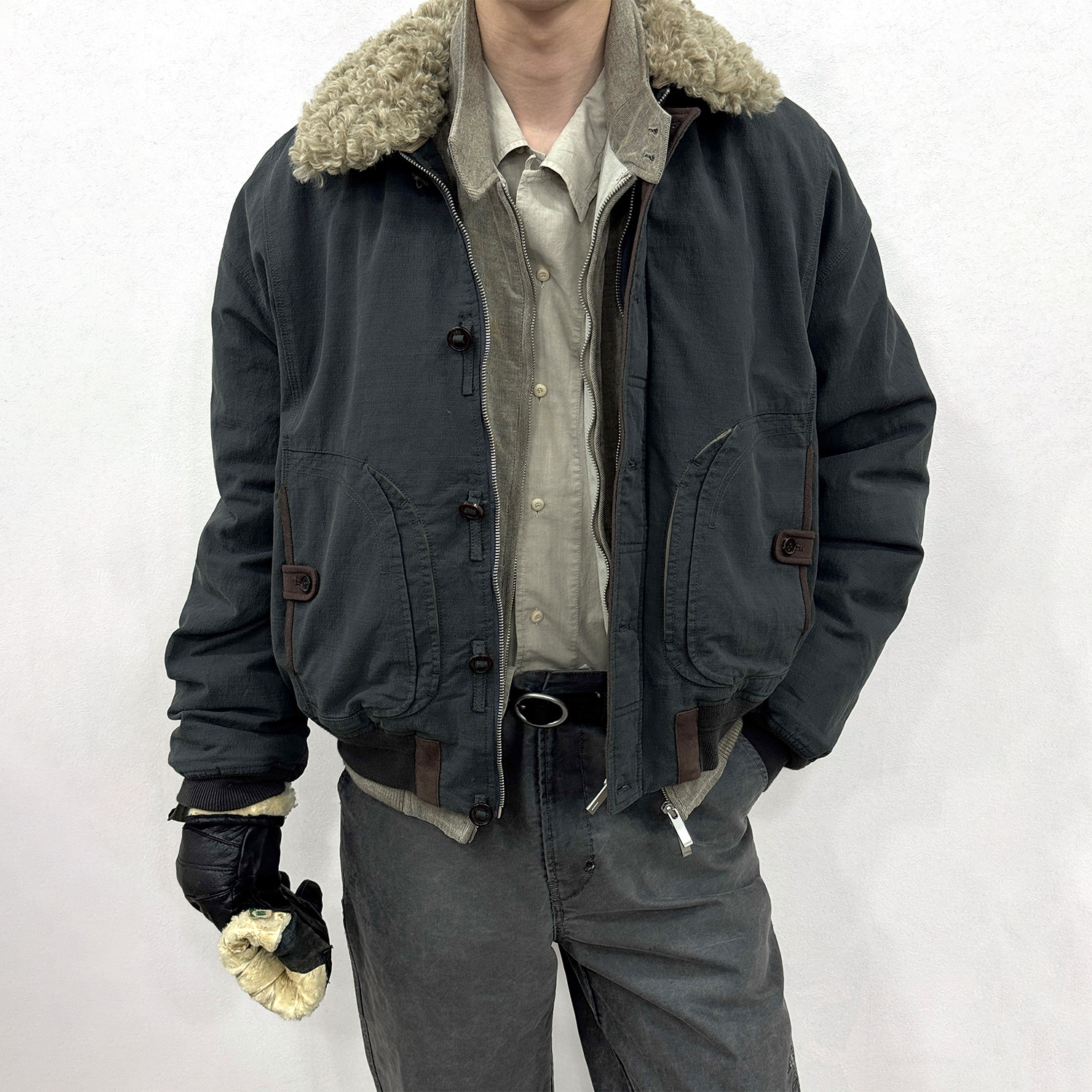 C2H4 Twin Peaks Bomber 双峰镇毛领飞行棉夹克 Talon®拉链图片