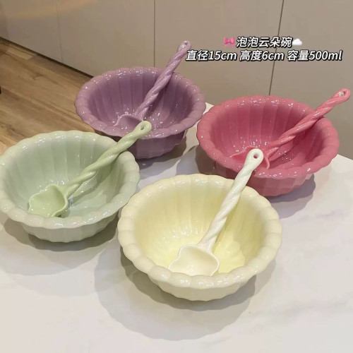 ins奶油风陶瓷碗家用高颜值可爱沙拉碗甜品碗水果碗汤碗带勺套装