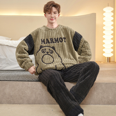 睡衣男士秋冬季珊瑚绒圆领加厚