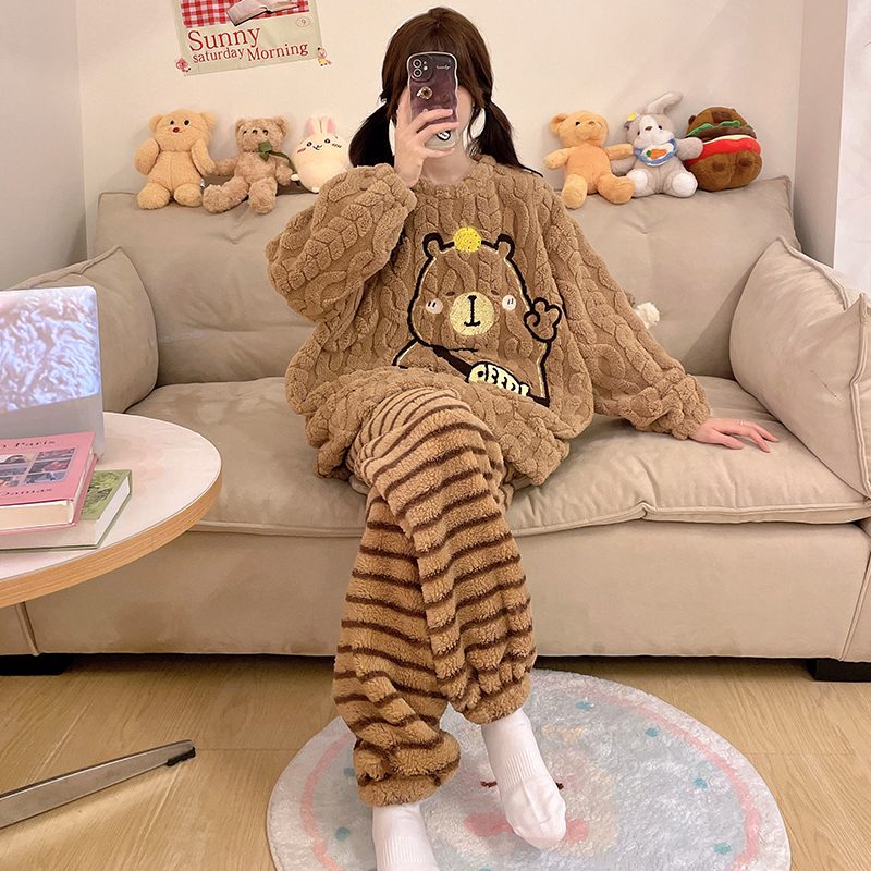 秋冬季保暖加厚女士珊瑚绒睡衣