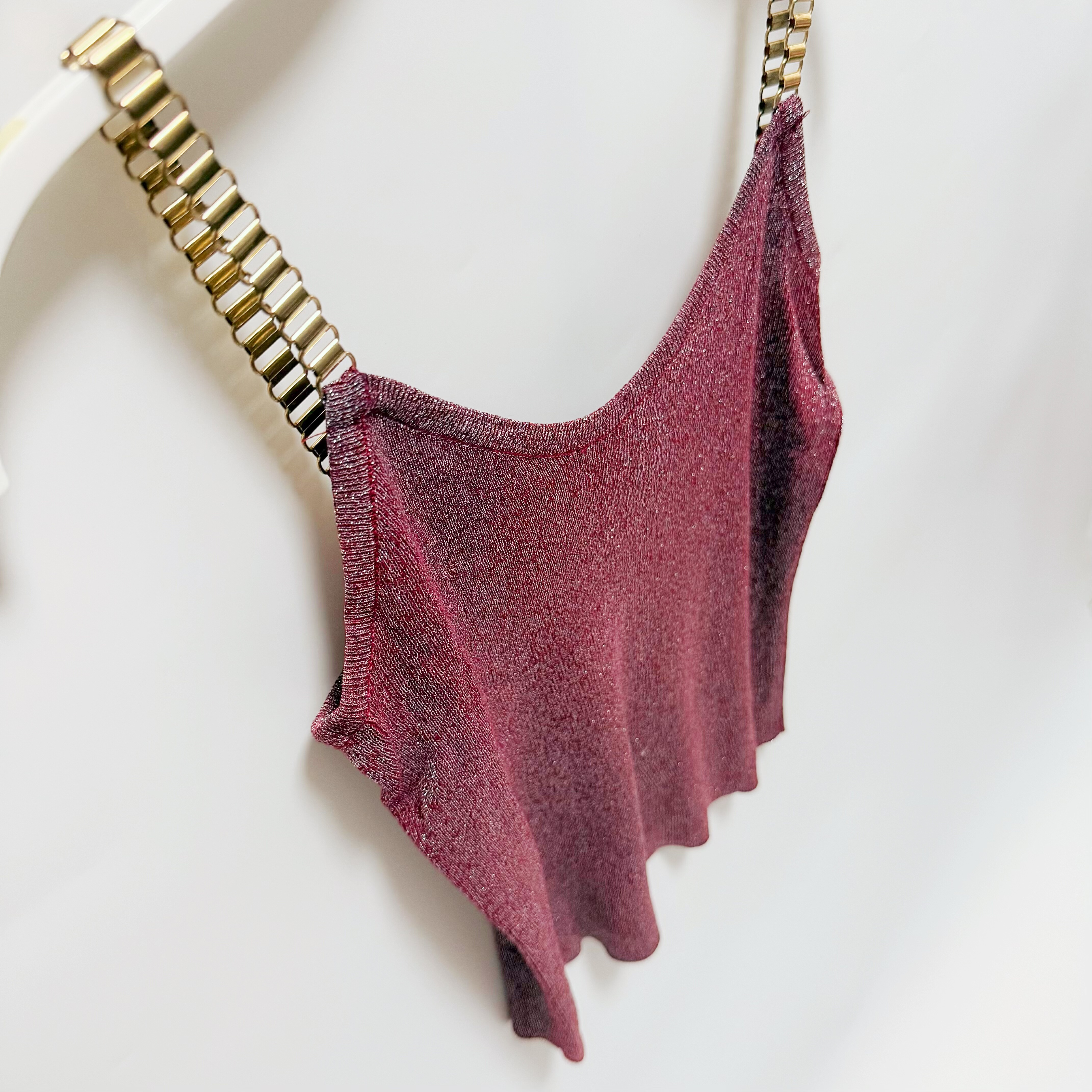 ins网红V领内搭针织打底小吊带女韩版休闲背心外穿网红金属丝吊带