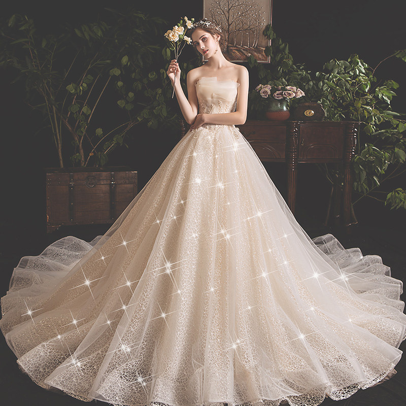 主婚纱2021新款新娘拖尾高级感气质简约大拖尾抹胸高端礼服轻主纱