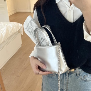 ins博主款somewherebutter韩国小众设计感链条斜挎包包手提小方包