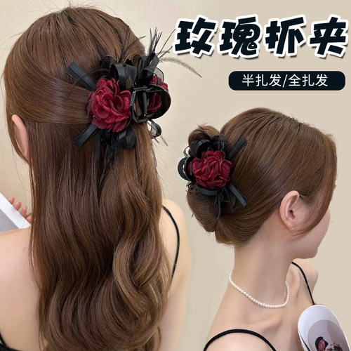 仰岳羽毛玫瑰花抓夹气质高级感