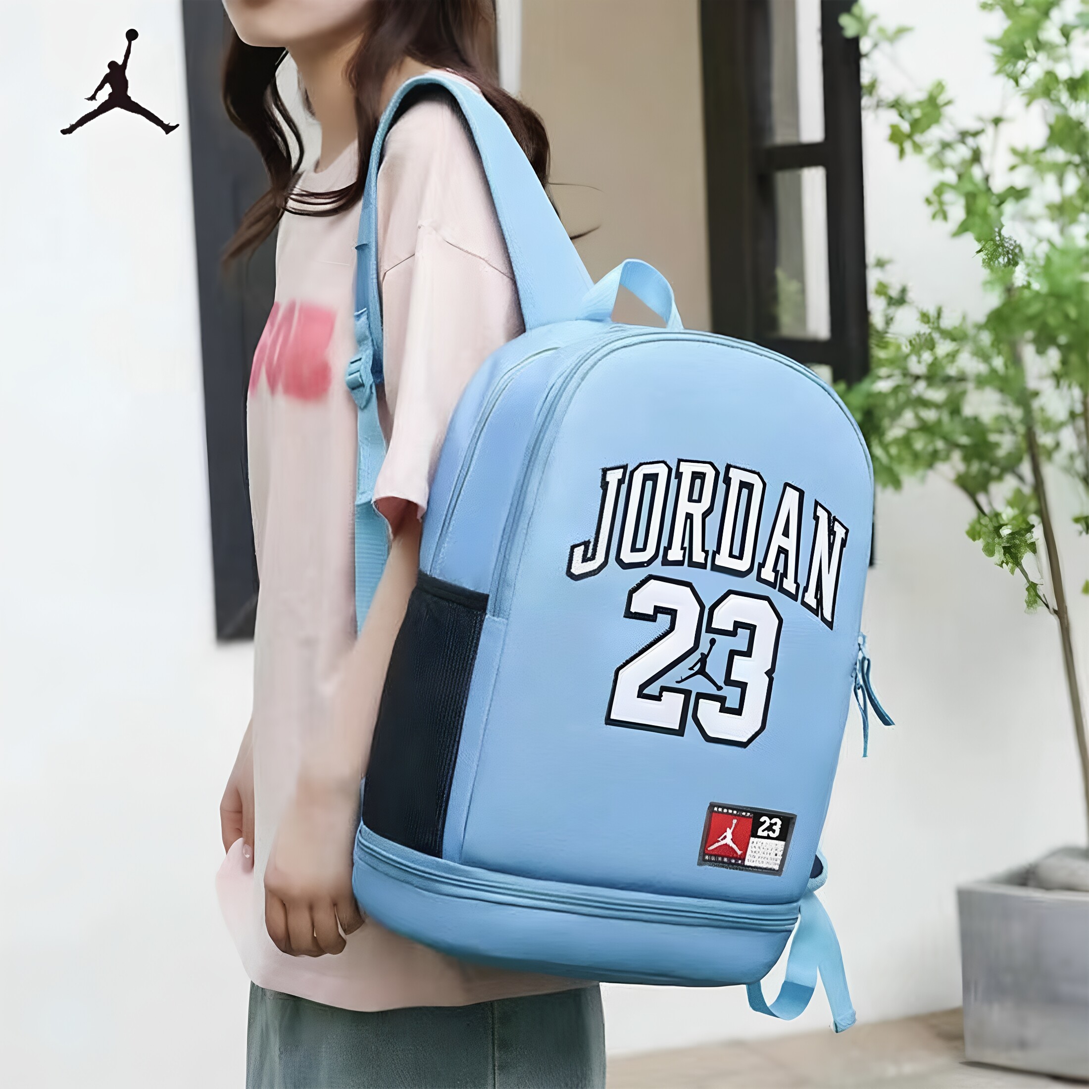 JORDAN乔丹AJ飞人23号超轻便背包运动大容量双肩书包打篮球书包