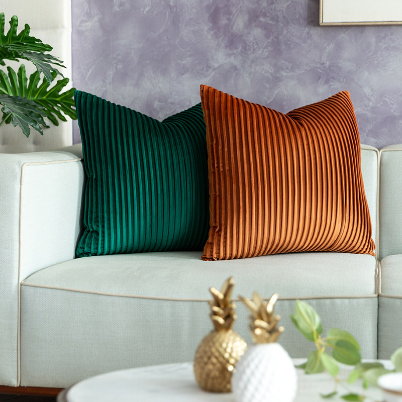 现代北欧简约样板房沙发床靠垫腰枕橙色绒布立体条纹百褶抱枕