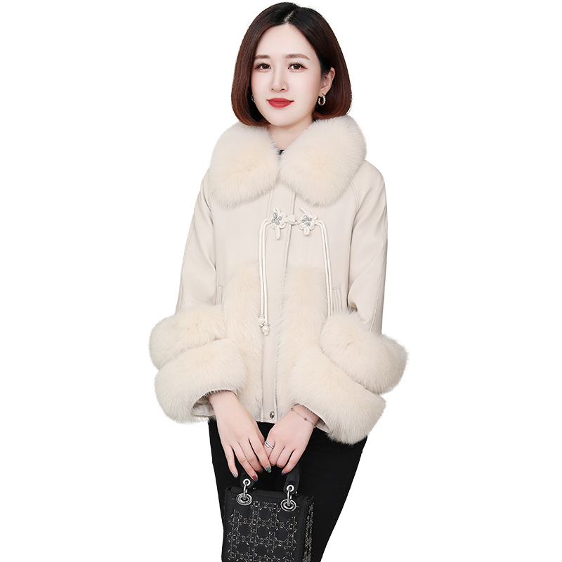 海宁短款真皮皮衣傲冬皮草一体女