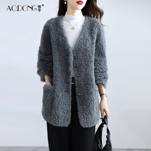 V领保暖一体羊羔毛大衣冬季 2025新款 海宁颗粒绒皮草外套女中长款