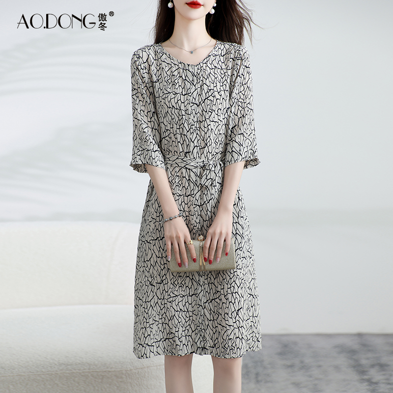 2025新款高级感真丝连衣裙女休闲口袋桑蚕丝中袖显瘦减龄裙子夏季