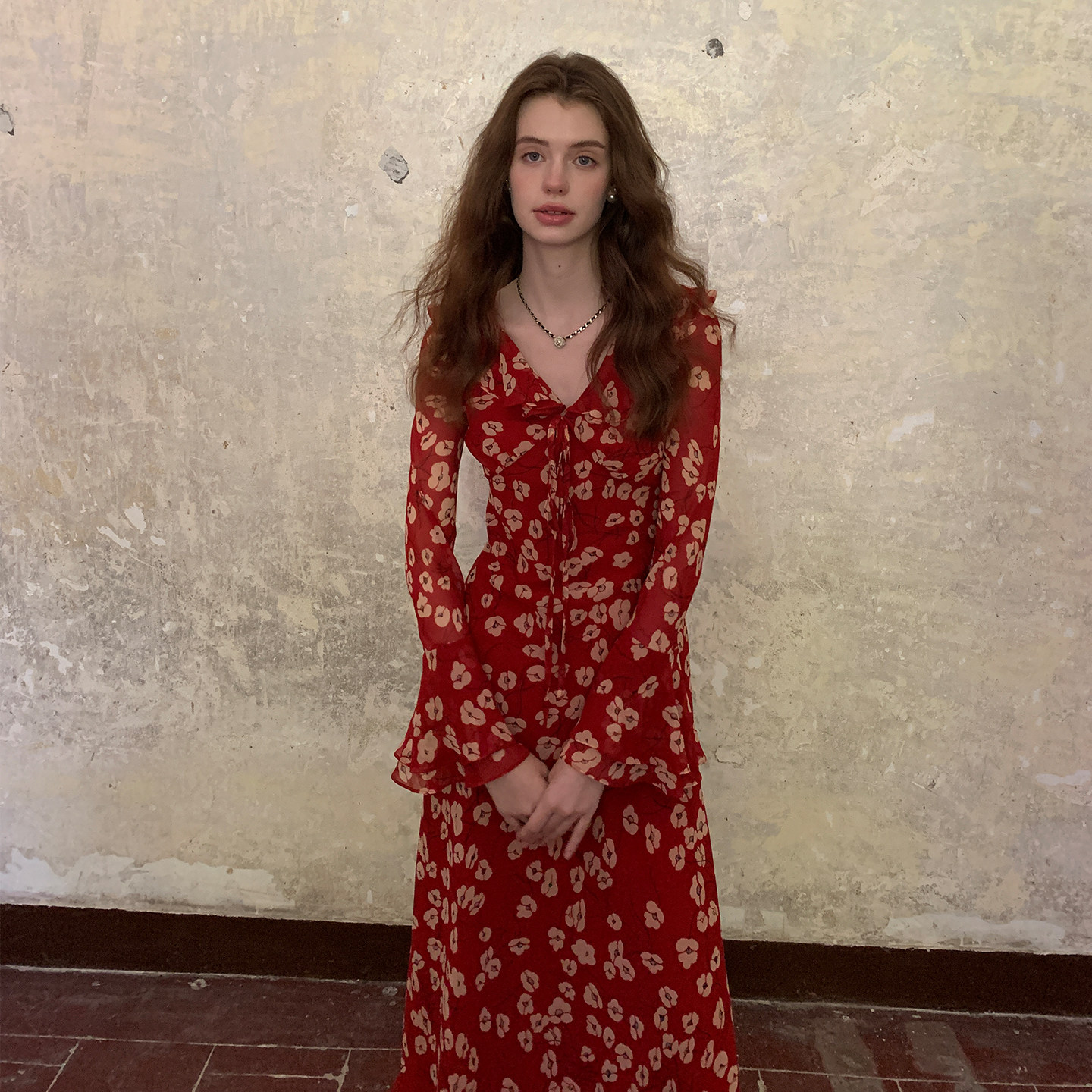 竹依依 原创法式复古红色碎花连衣裙女秋印花掐腰显瘦显白长裙子,女装/女士精品,连衣裙,淘宝优惠券,粉丝福利购,淘宝优惠卷