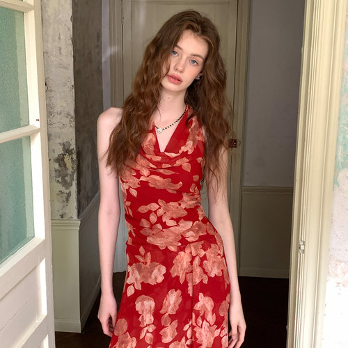 法式热烈红印花长款荡领连衣裙女