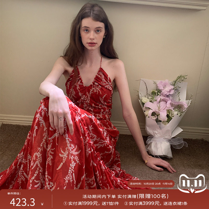 竹依依法式复古热烈红色花卉挂脖吊带连衣裙女夏性感露背度假长裙
