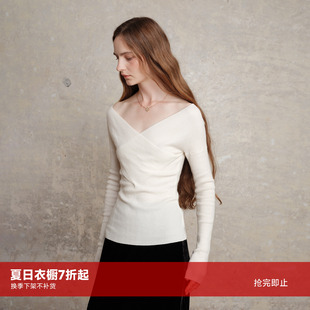 竹依依设计感交叉V领羊毛打底针织衫女秋冬修身显瘦气质上衣均码