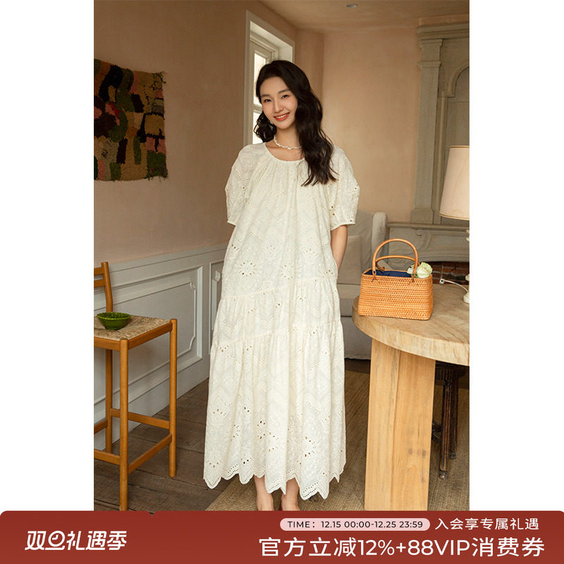 法式宽松显瘦重工刺绣白色连衣裙