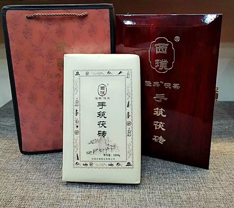 西璞泾典茯茶 手筑茯砖 1000克 红木礼盒装 泾阳手筑金花茯砖茶