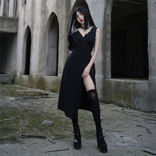 连衣裙不规则开叉肩带显瘦V领性感暗黑系女装 法式 新款 2020夏季