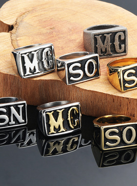 欧美嘻哈个性简约宽版朋克英文字母指环机车男钛钢戒指