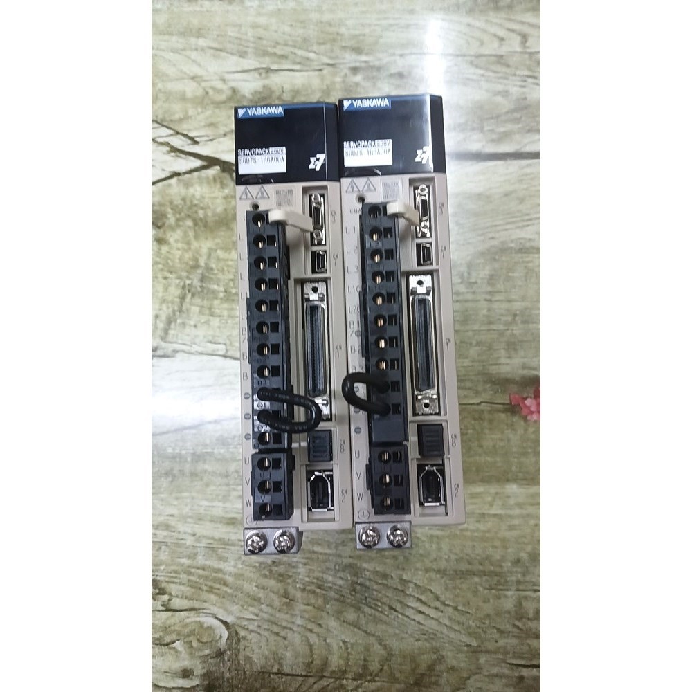 SGD7S-1R6A00A002的不带包装现货两台 议价