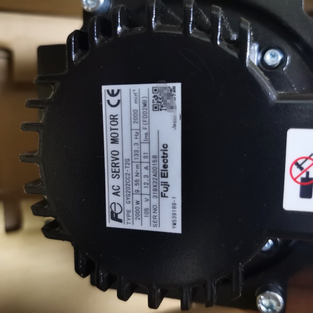 原装富士伺服电机GYG202CC2-T2GT2E保修一 议价