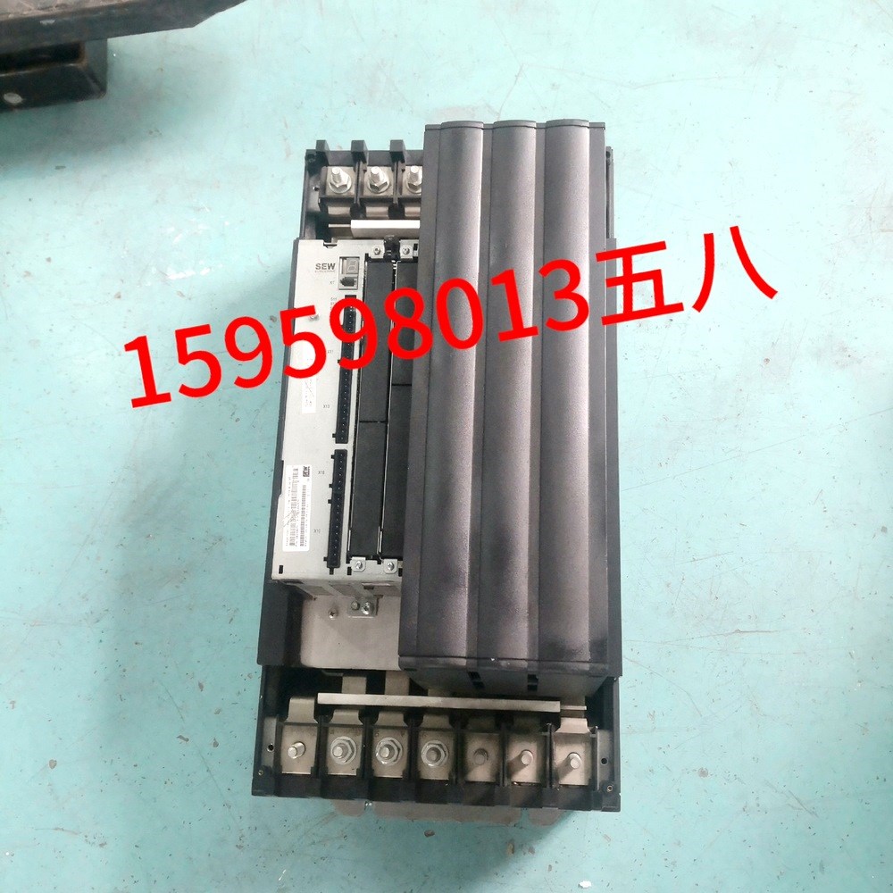 SEW变频器现货MDX61B0550-503-4-00实物图 议价