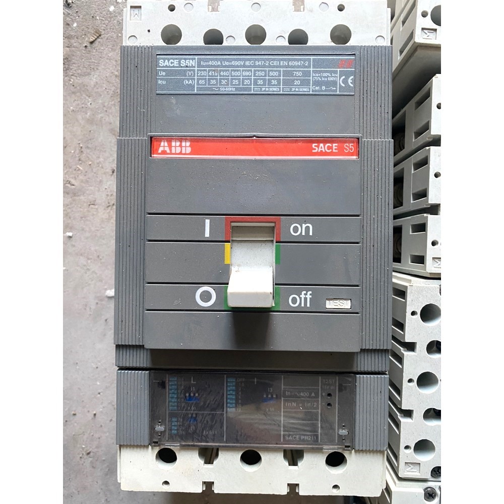 ABB SACE S5N400 PR211 插入式 400A 议价