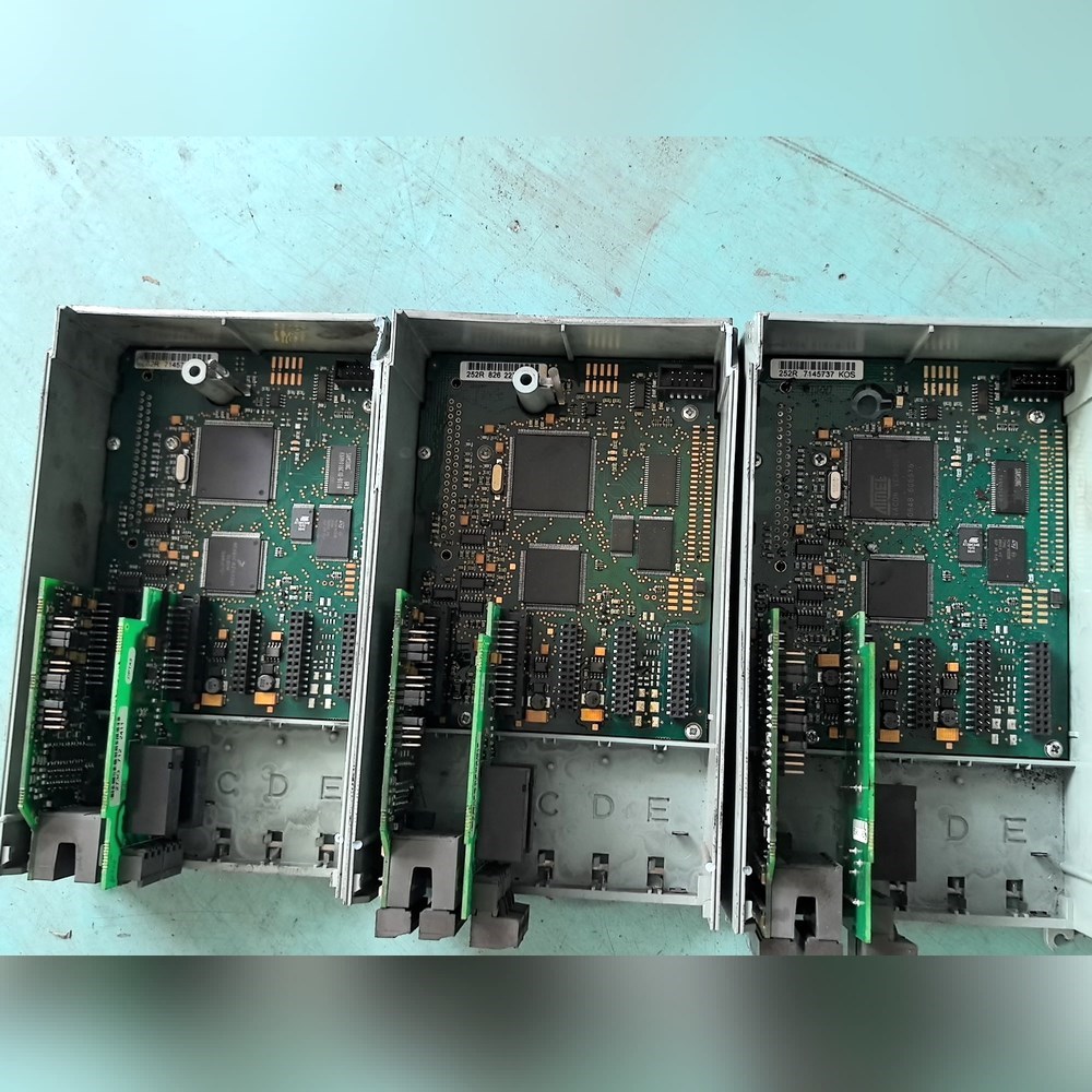 伟肯变频器主板 CPU板 252R PC00252H 议价