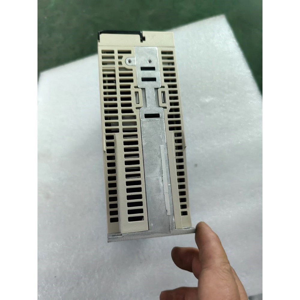 SGD7S-3R8A10A 议价