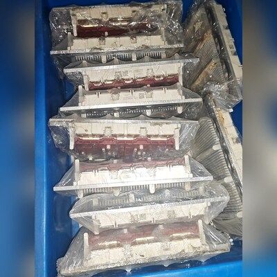 SKIM909GD066HD 原装 成色很新 议价