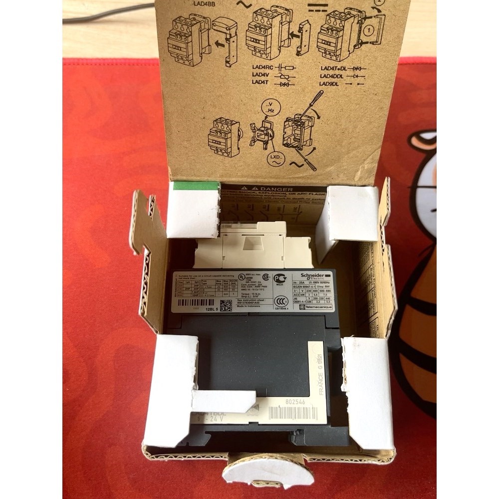 施耐德 LC1D12BL 交流接触器 原装 议价