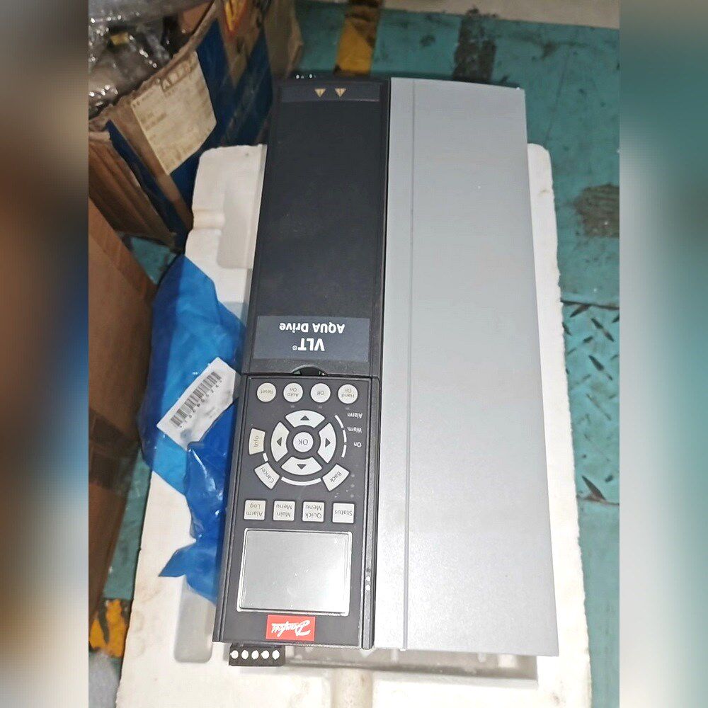 丹佛斯FC-202P11KT4E20H2XGC变频器 议价