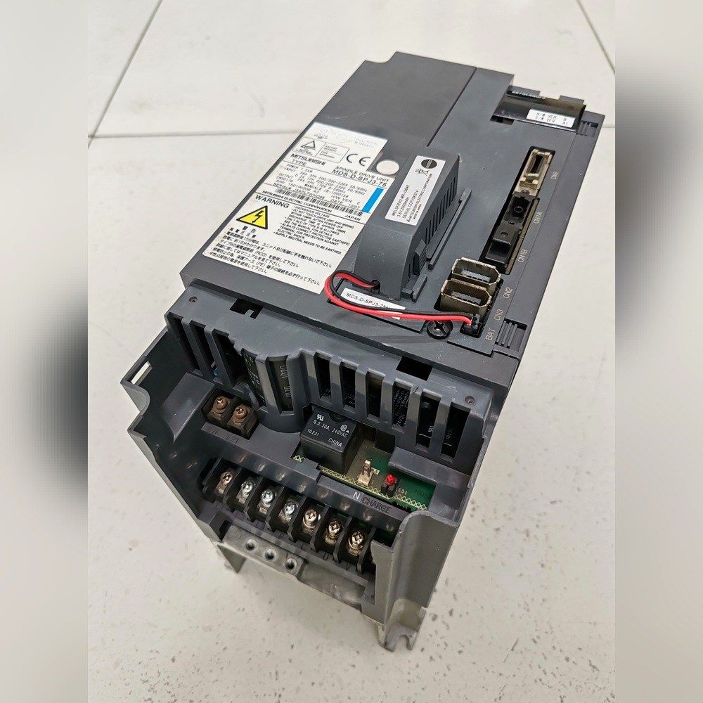 MDS-D-SPJ3-75三菱7.5KW伺服主轴驱动器原装 议价