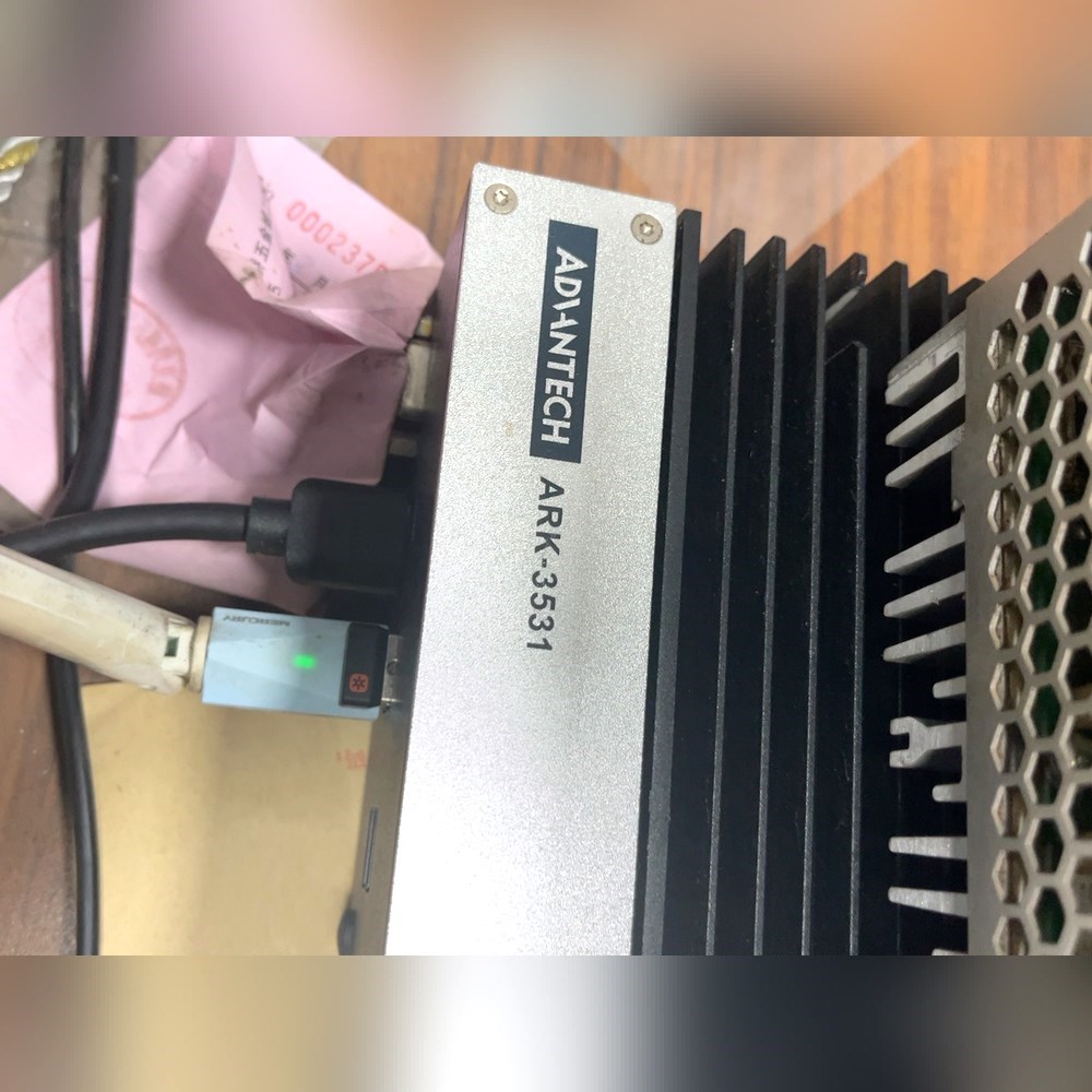 研华工控电脑ARK-353116G内存、256G固态硬盘、 议价