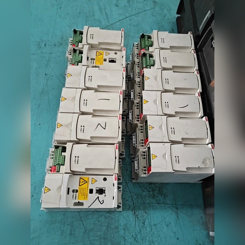 ABB变频器 ACS310-03E-08A0-4 3KW 议价