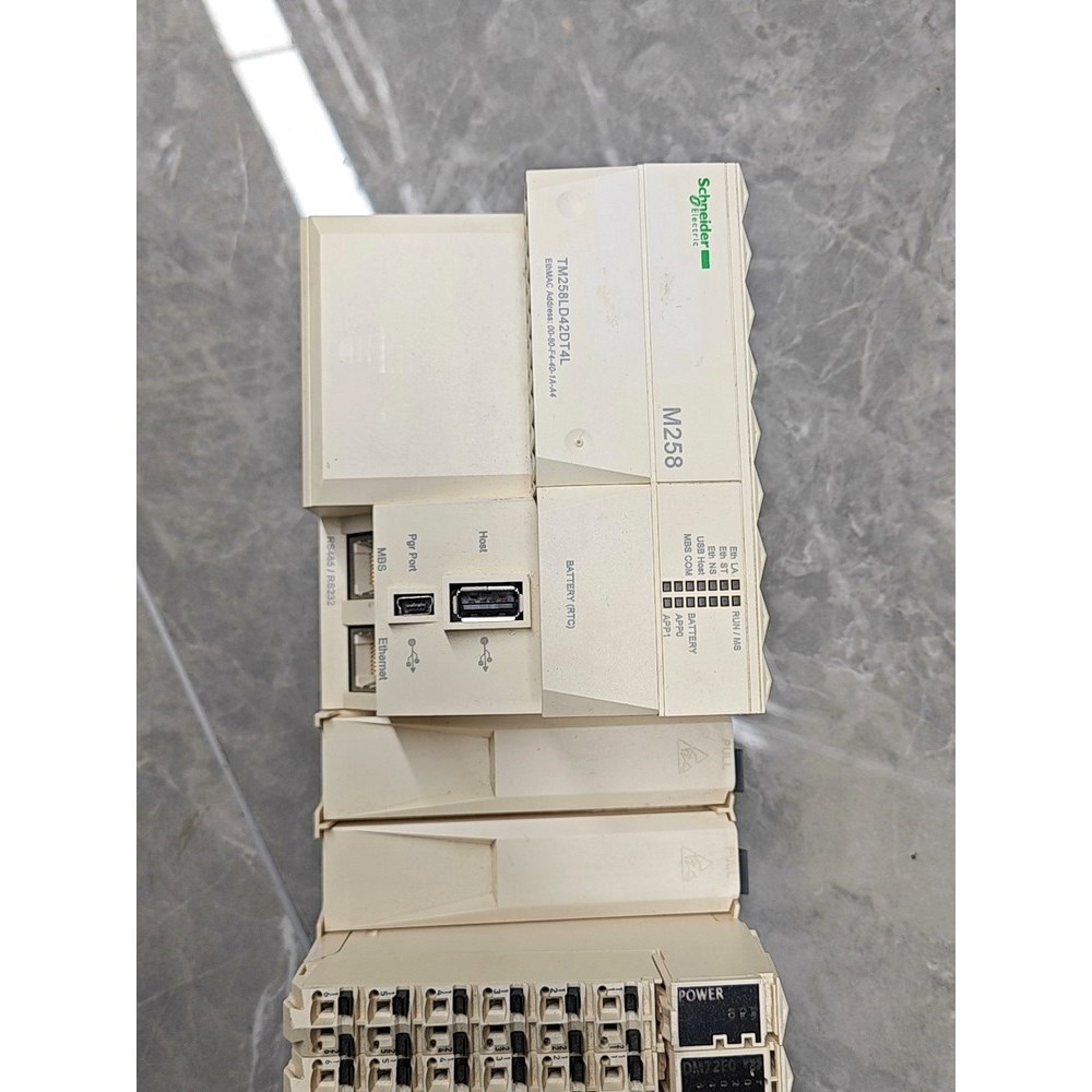 施耐德 TM258LD42DT4L 件 功能正常 议价