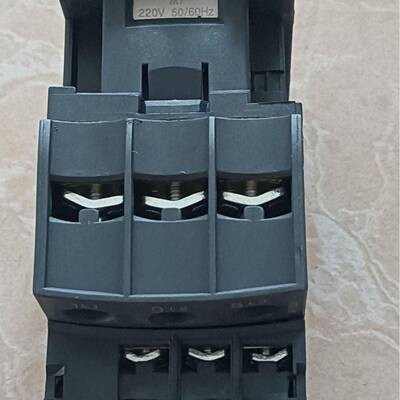 热销现货供应全新交流接触器LC1D38M7CB7CF7CQ7CAC24V~380V