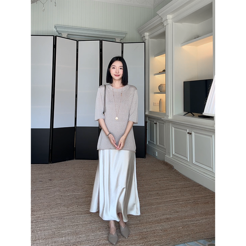 郭九九呢 桑蚕丝天丝慵懒感针织上衣女夏季气质缎面鱼尾半身裙