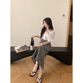 郭九九呢 法式通勤高级感V领衬衫女夏收腰显瘦西装半身裙套装裙