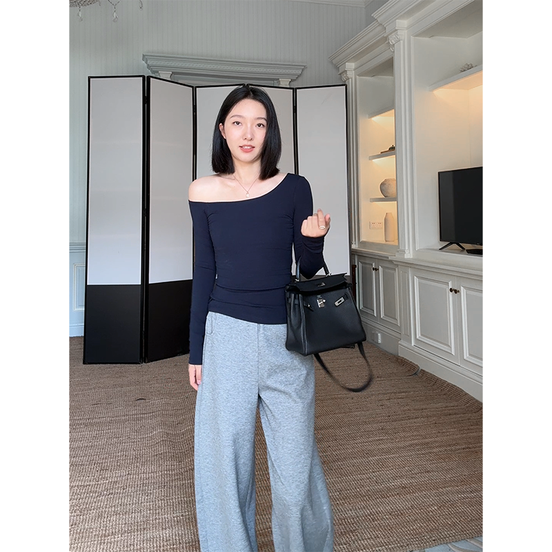 郭九九呢 棉质气质斜肩修身显瘦长袖T恤秋季新款上衣休闲弯刀卫裤