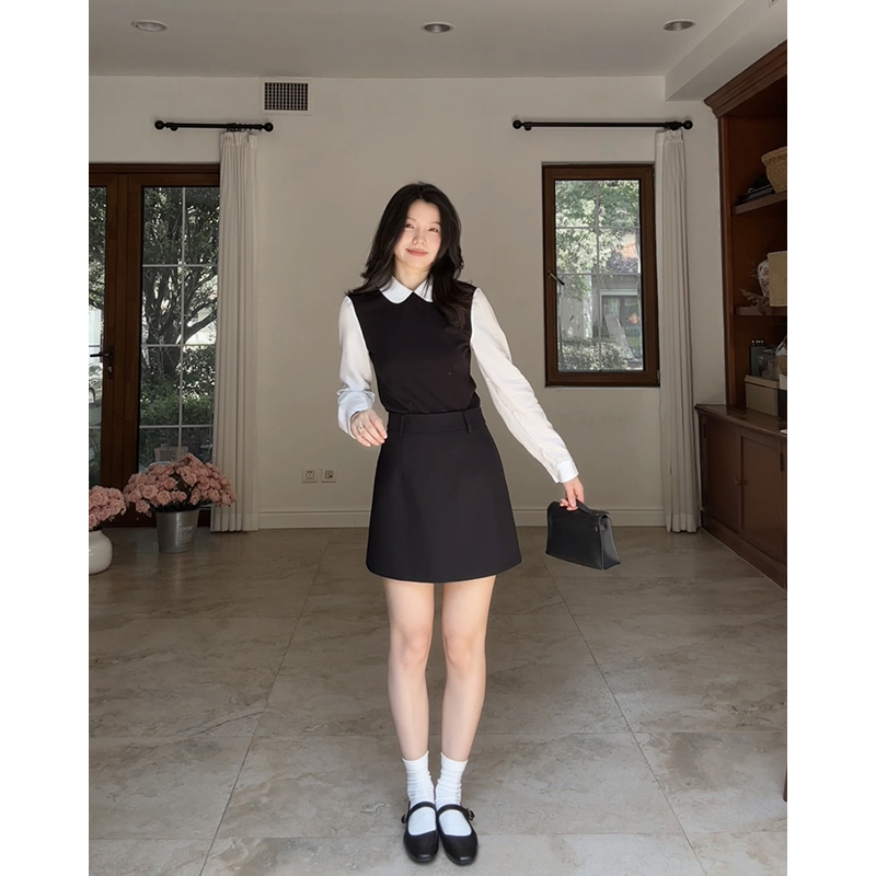 郭九九呢 娃娃领假两件拼色长袖t恤秋季减龄上衣百搭高腰显瘦短裙