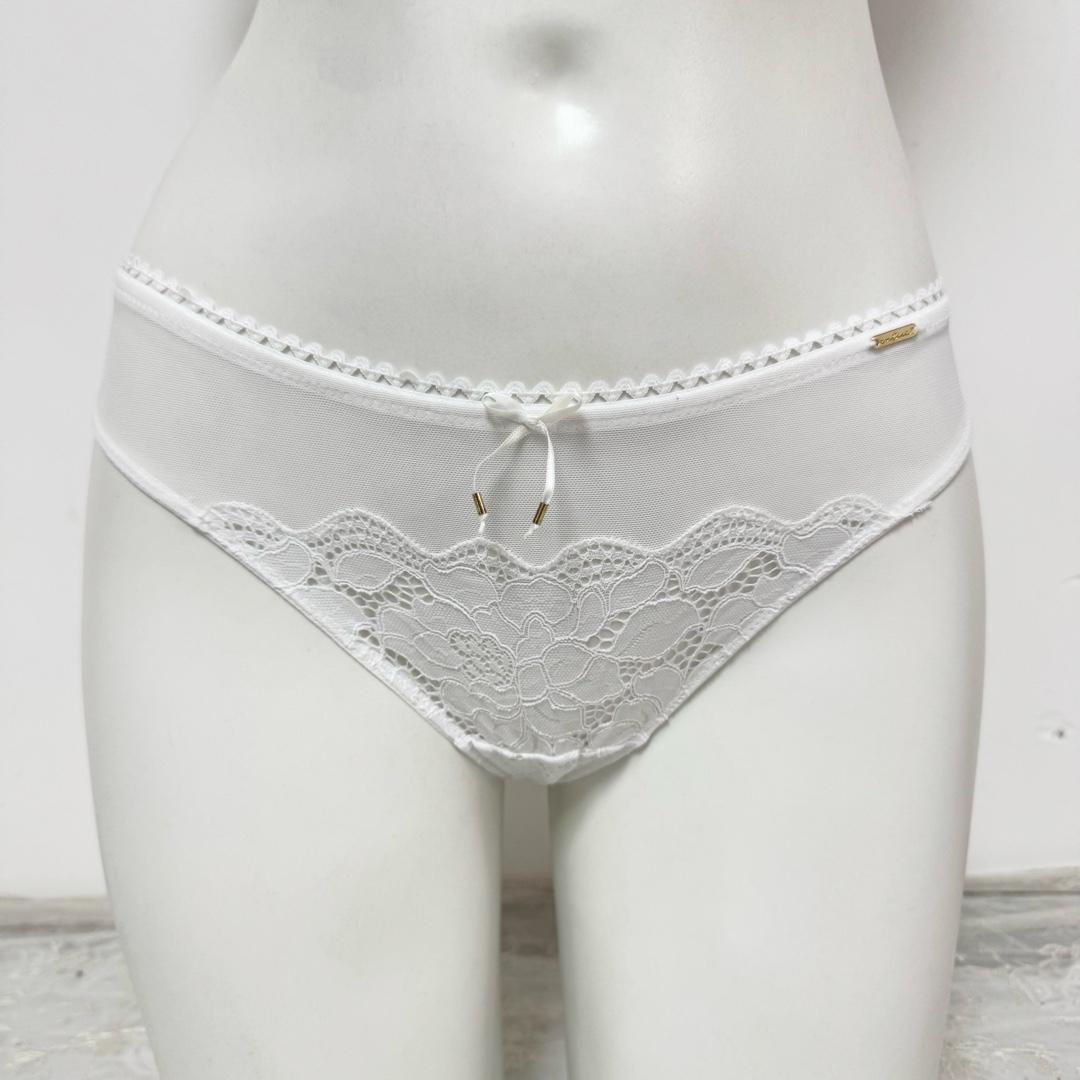 外贸原单蕾丝网面性感中腰丁字裤