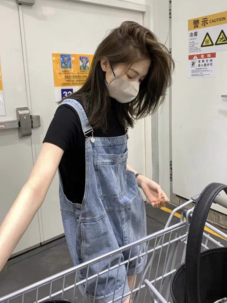 牛仔抱婴袋裤女2025新款夏款洋派减龄宽松休闲小个子直筒阔腿短裤