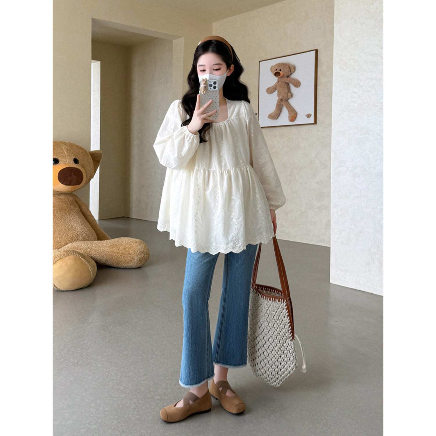 布衣妈咪孕妇蕾丝刺绣娃娃衫