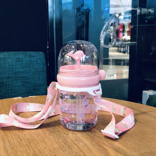 小鲸鱼会喷水杯子儿童男孩家用喝水水壶海豚网红金鱼小鱼喷泉水杯