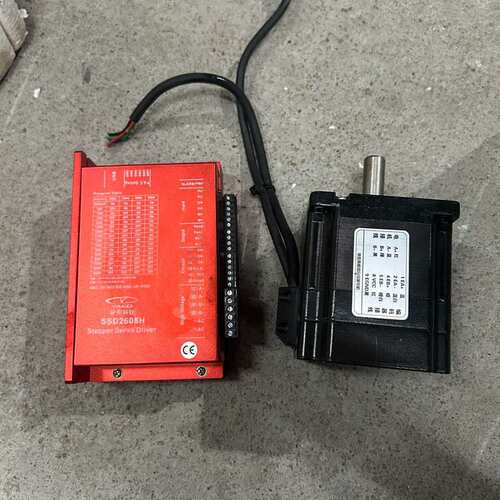 议价研控SSD2608H闭环步进驱动器套装4.5牛米