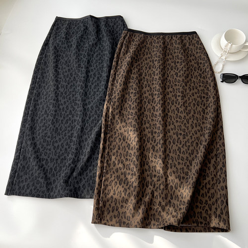 中古豹纹 秋冬女款气质时髦复古显瘦高腰直筒毛呢半身裙