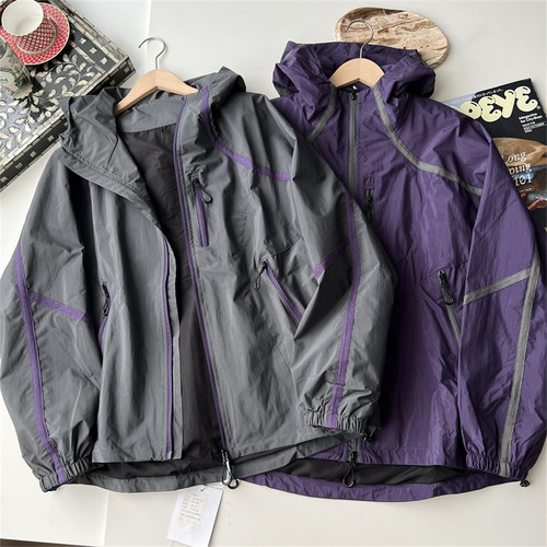 连帽秋季宽松线条拼接夹克