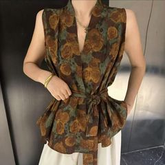 法式V领交叉复古印花无袖衬衫女夏上衣不规则设计感收腰绑带背心