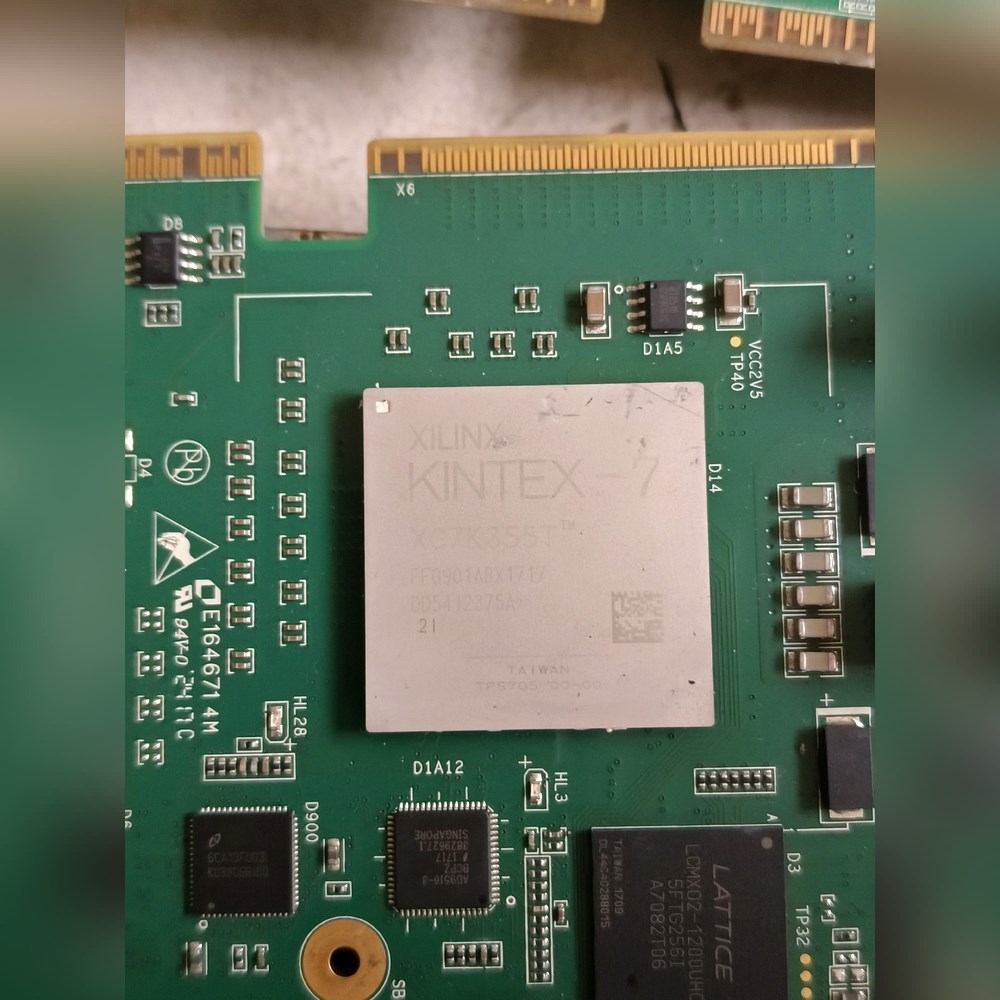 Fs5b 通讯板上有赛灵思XC7K355T FFG901带 议价